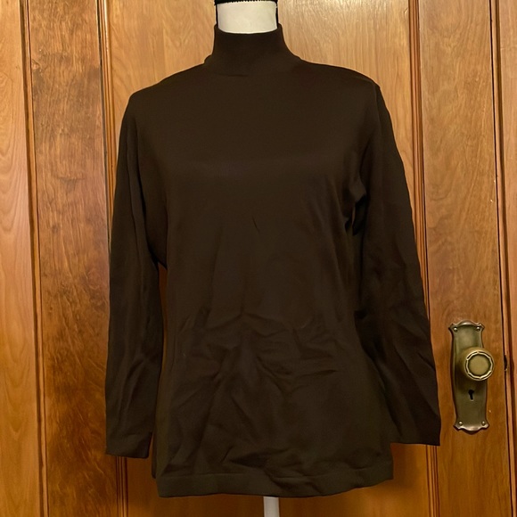 Saks Fifth Avenue Tops - Saks Fifth Avenue The Works Brown Knit Long-Sleeve